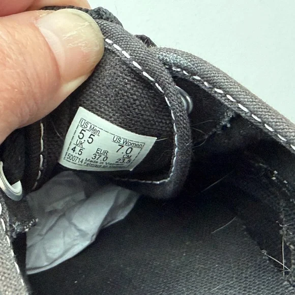 Vans Black Multicolor Stripe Sneakers - Picture 10 of 10